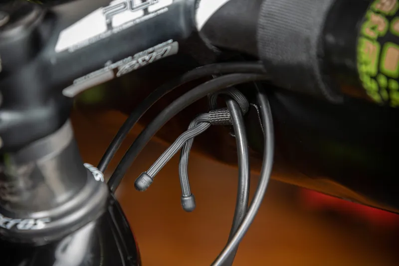 Arundel Handlebar Czar-3